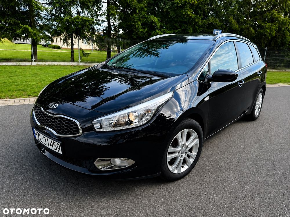 Kia Ceed 1.4 CVVT Dream-Team Edition - 2