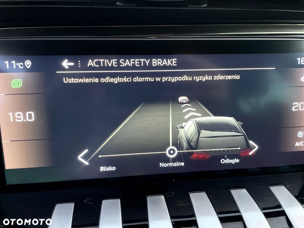 Peugeot 508 2.0 BlueHDi GT S&S - 26