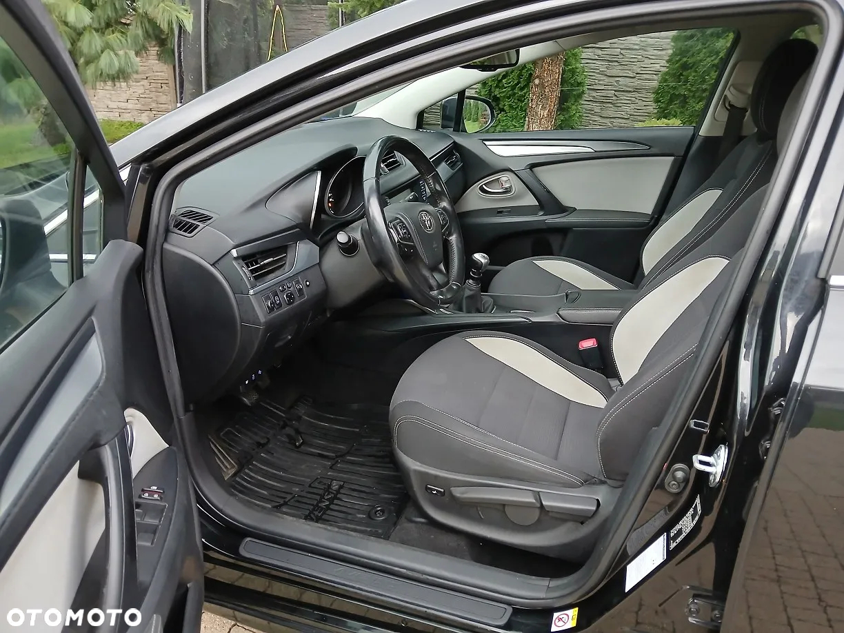 Toyota Avensis 2.0 D-4D Active Business - 10