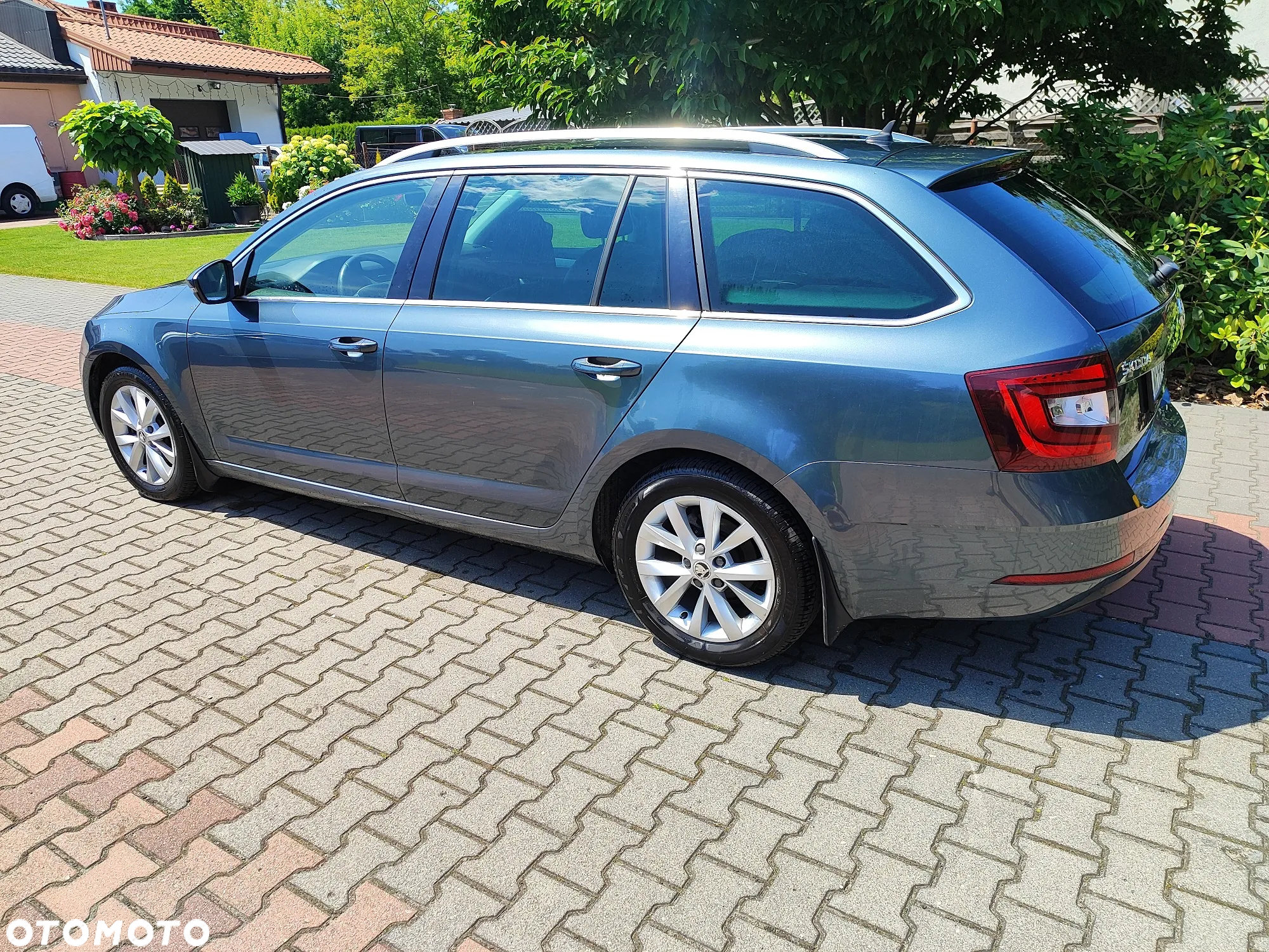 Skoda Octavia 1.6 TDI Style DSG - 5