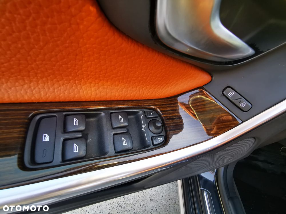 Volvo S60 T6 AWD Geartronic Summum - 23