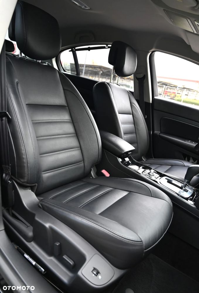 Renault Latitude dCi 175 FAP - 32