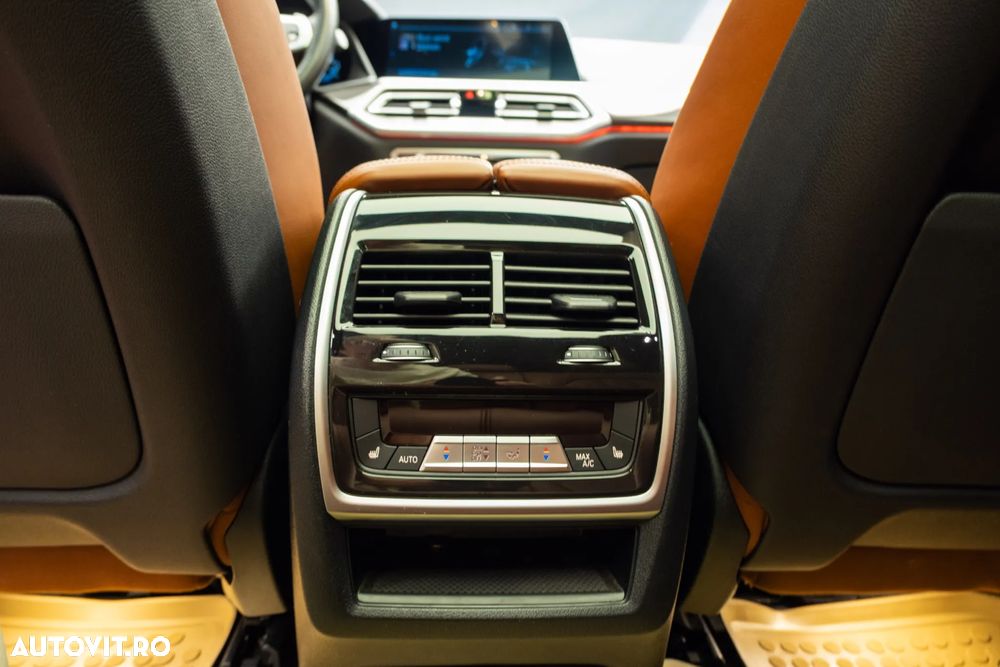 BMW X5 xDrive45e AT PHEV - 34