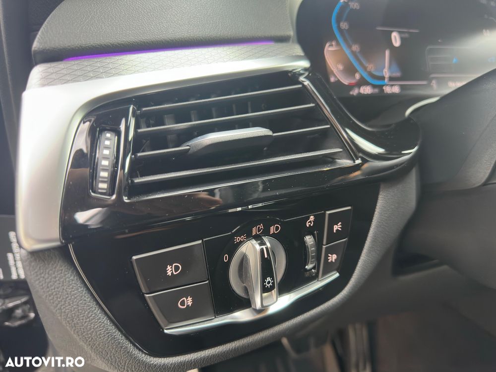 BMW Seria 5 530i AT - 17