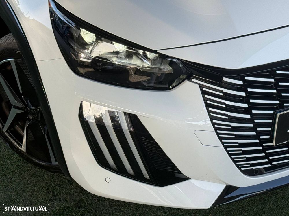 Peugeot e-208 50 kWh GT - 29