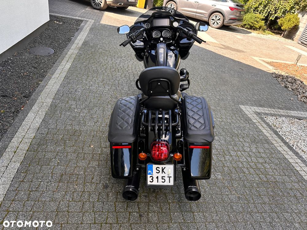 Harley-Davidson Touring Road Glide - 10