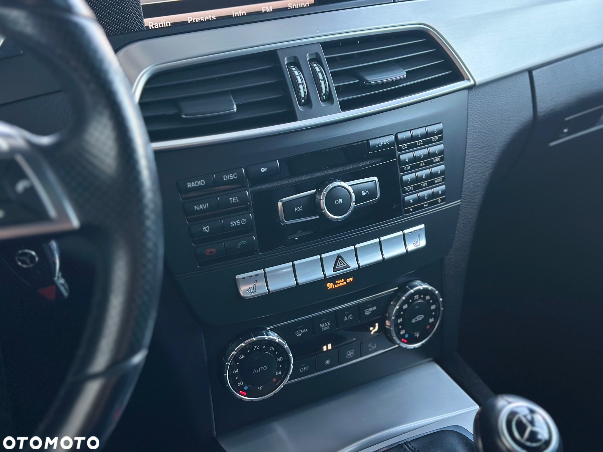 Mercedes-Benz Klasa C 250 CGI Automatik BlueEFFICIENCY - 36