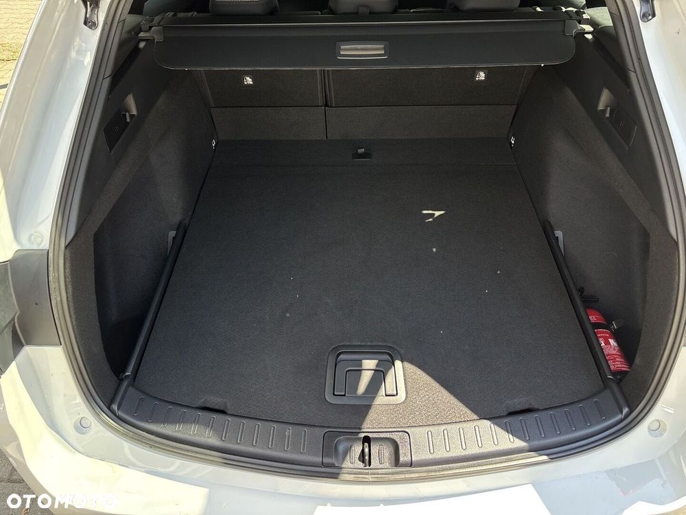Toyota Corolla 1.8 Hybrid Style - 13