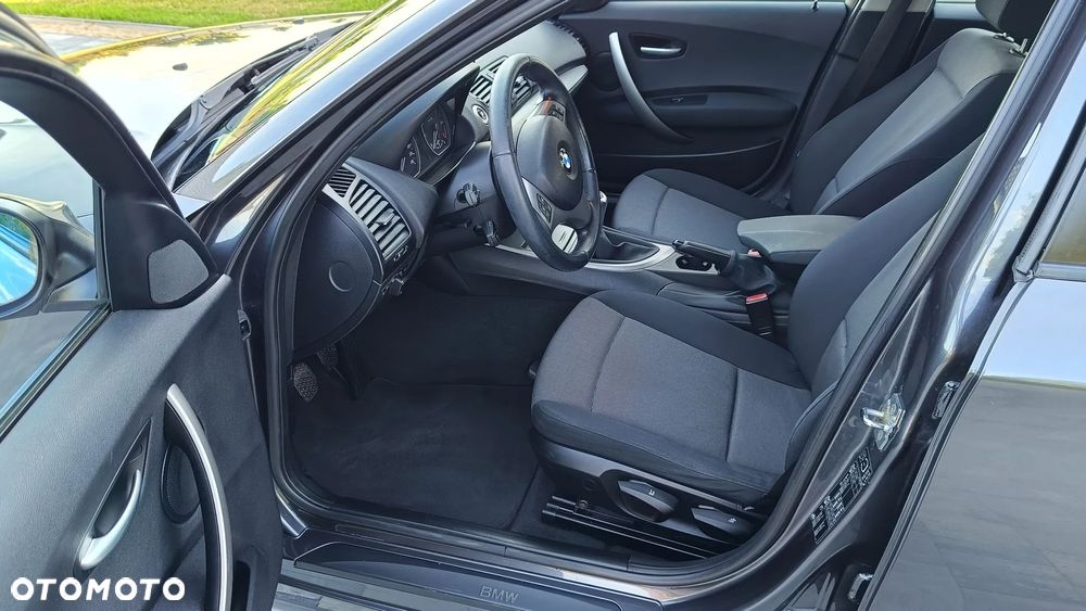 Hyundai i30 1.6 Comfort - 20