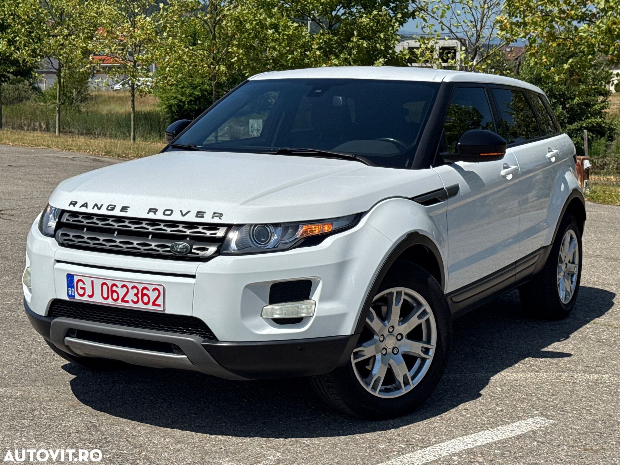 Land Rover Range Rover Evoque - 1