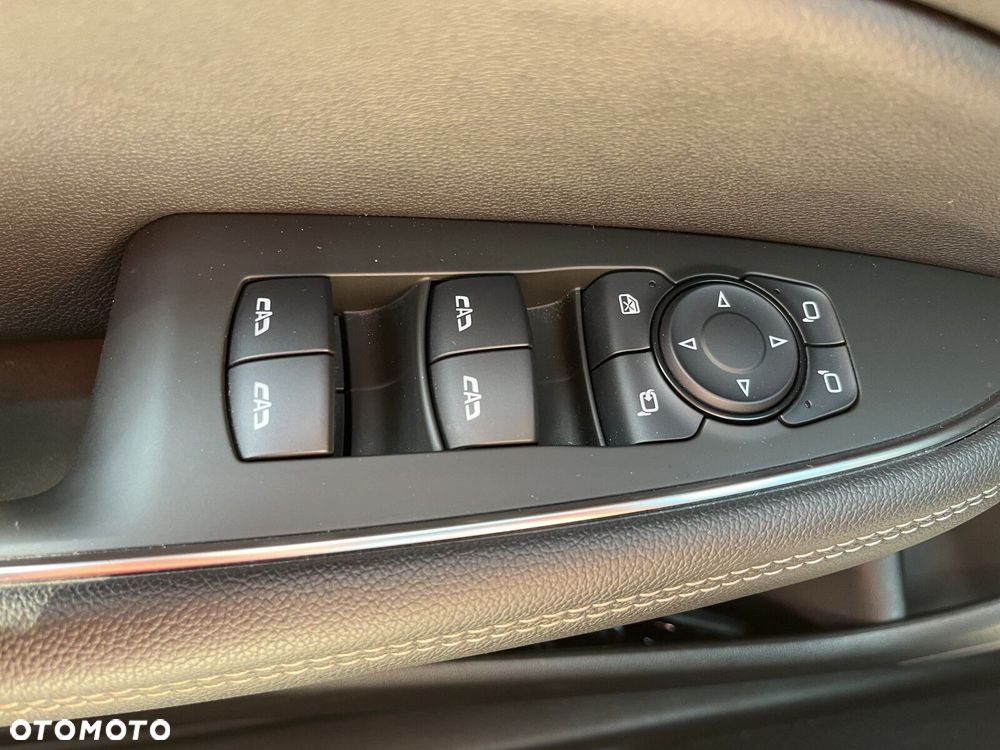 Opel Insignia - 19