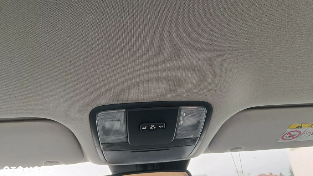 Kia Ceed 1.6 CRDi SCR M DCT - 25