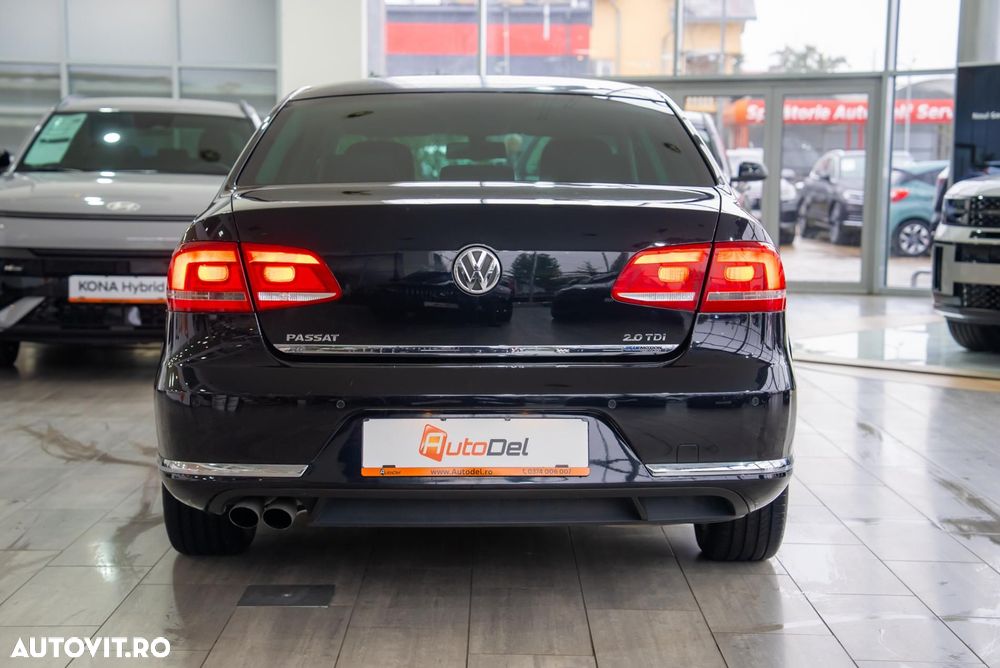 Volkswagen Passat - 9
