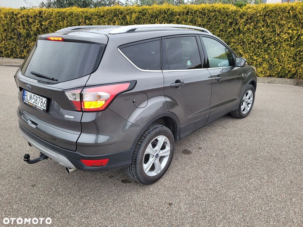 Ford Kuga - 33