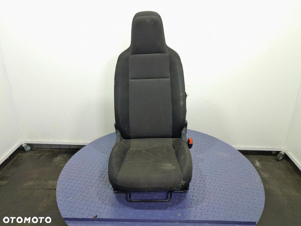SKODA CITIGO 3D FOTEL PASAŻERA EU - 1
