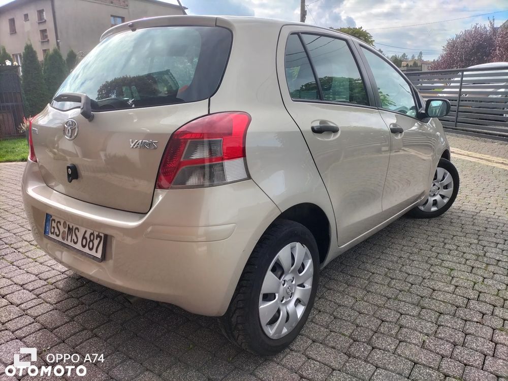 Toyota Yaris 1.33 VVT-i Cool+ - 4