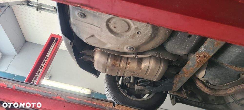 Audi A3 3-drzwiowe 1.8T Ambition - 24