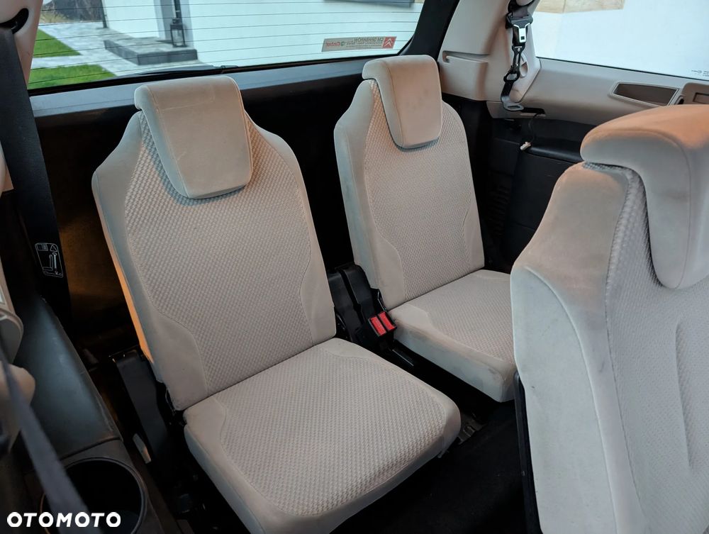 Citroën C4 Picasso 1.8i Impress - 25