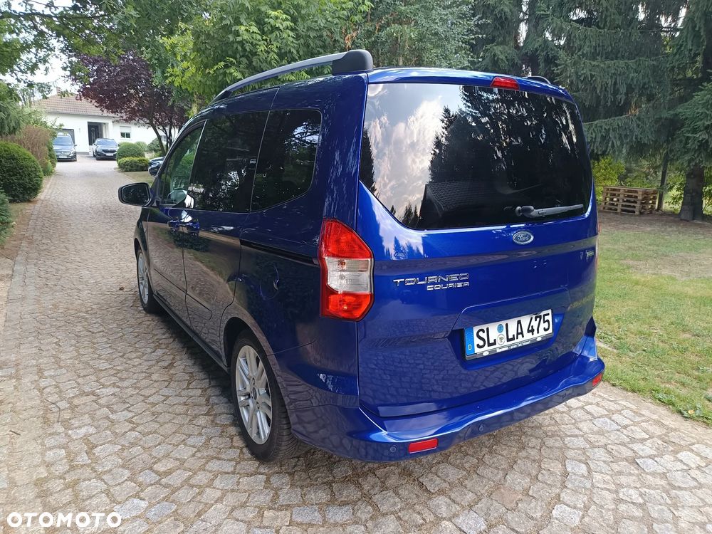Ford Tourneo Courier 1.0 EcoBoost S&S Titanium - 15