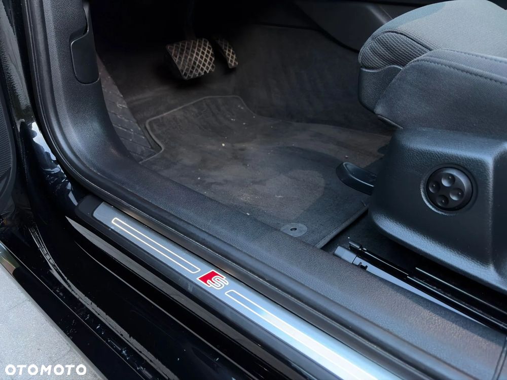 Audi A4 Avant 2.0 TDI S tronic sport - 16