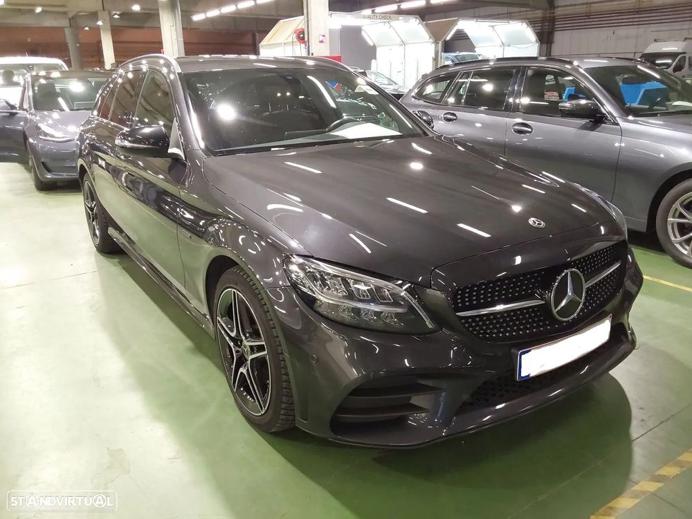 Mercedes-Benz C 300 de AMG Line - 1