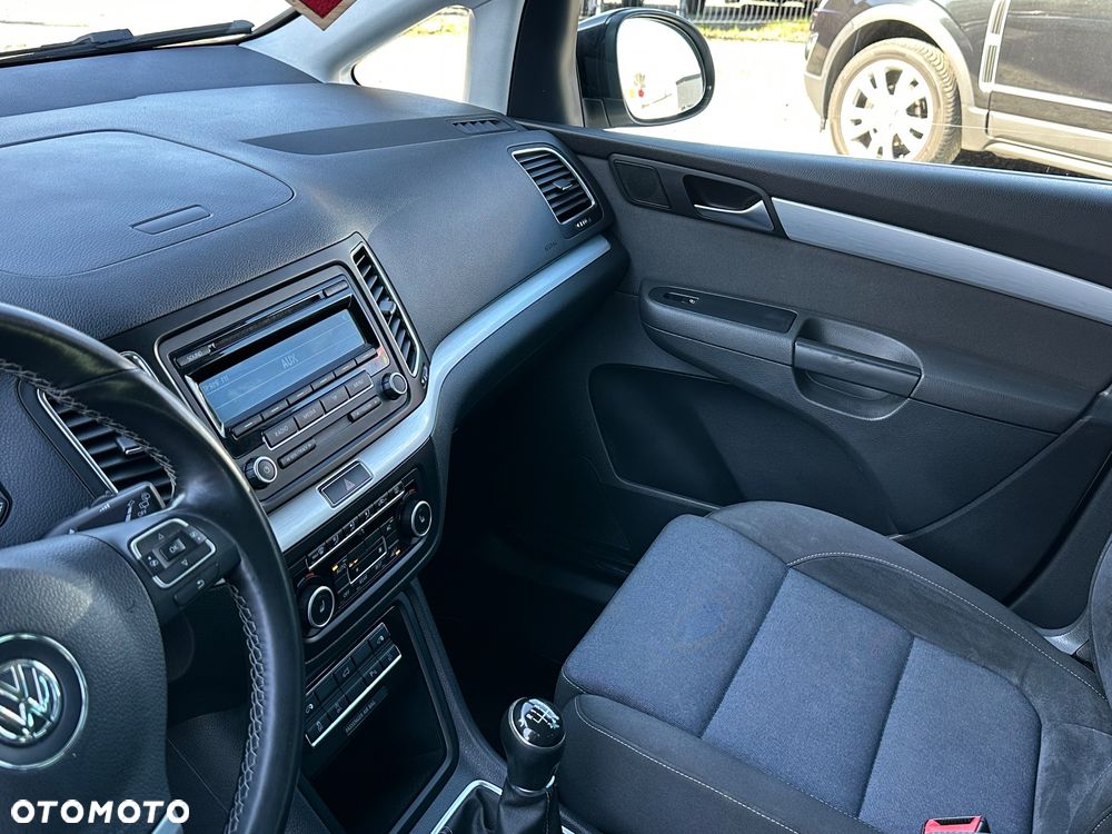 Volkswagen Sharan 2.0 TDI DPF Trendline - 17