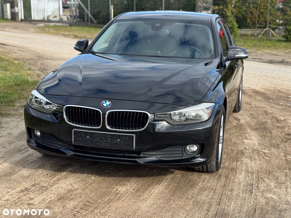 BMW Seria 3 316i M Sport - 2