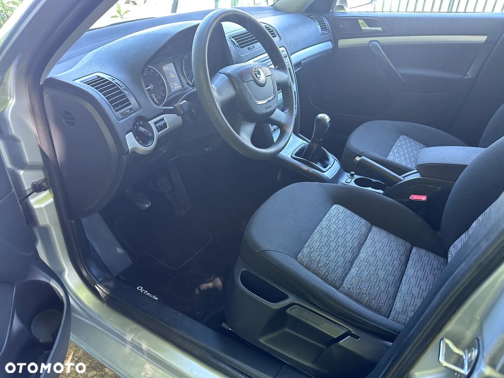 Skoda Octavia - 15
