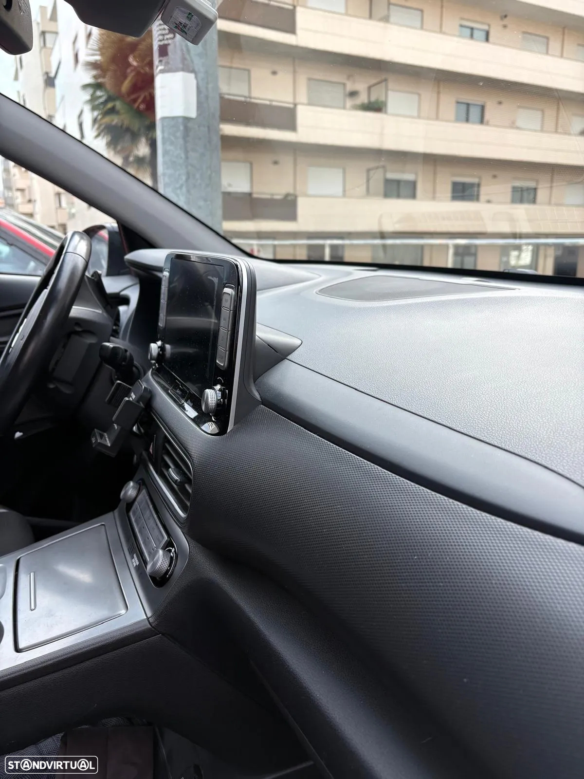 Hyundai Kauai EV 64 kWh Premium - 17