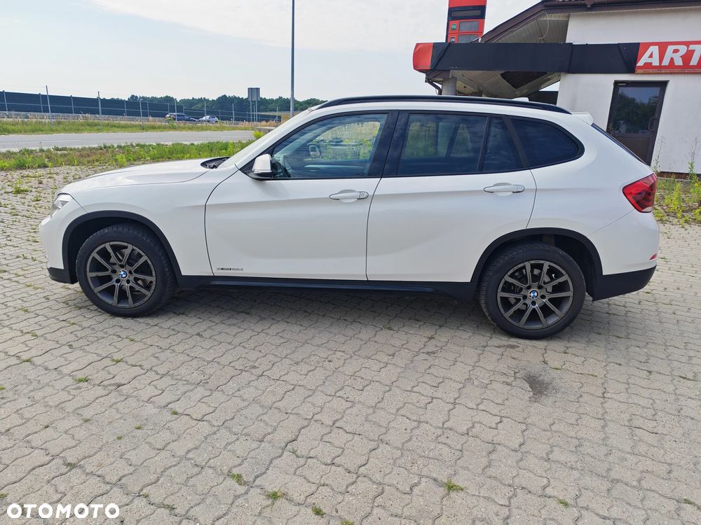 BMW X1 xDrive18d Sport Line - 12