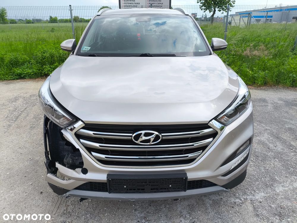 Hyundai Tucson - 2