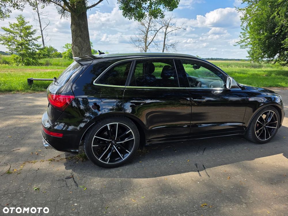 Audi SQ5 - 5