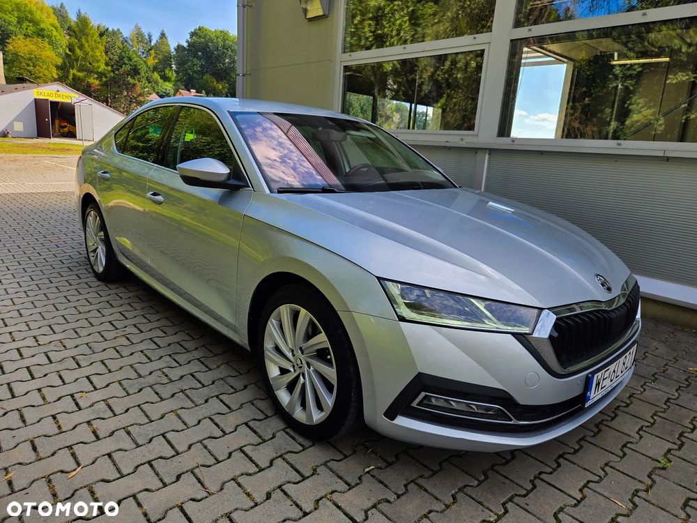Skoda Octavia 2.0 TSI DSG 4x4 Style - 35