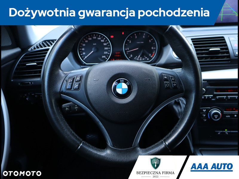 BMW Seria 1 - 22