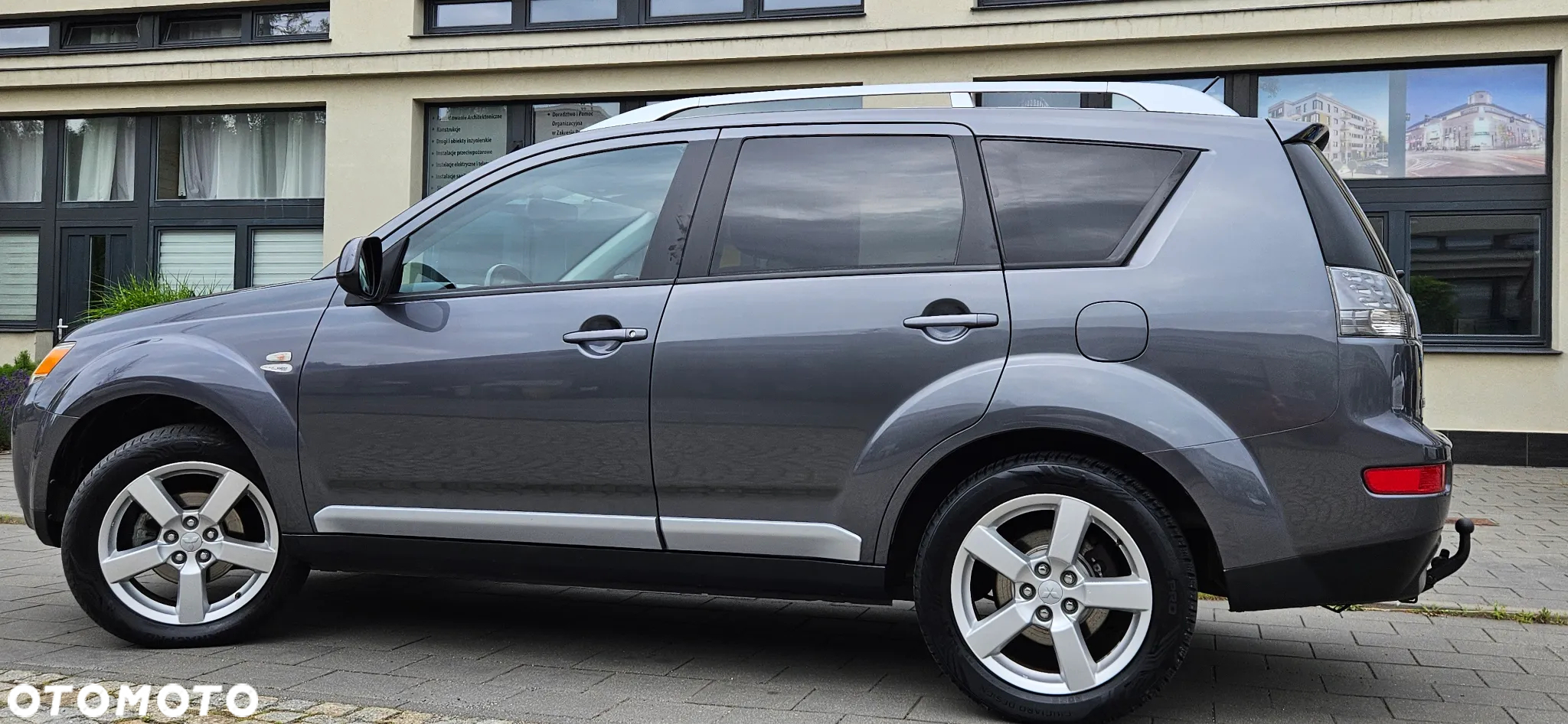 Mitsubishi Outlander 2.0 DI-D 4WD Intense - 20