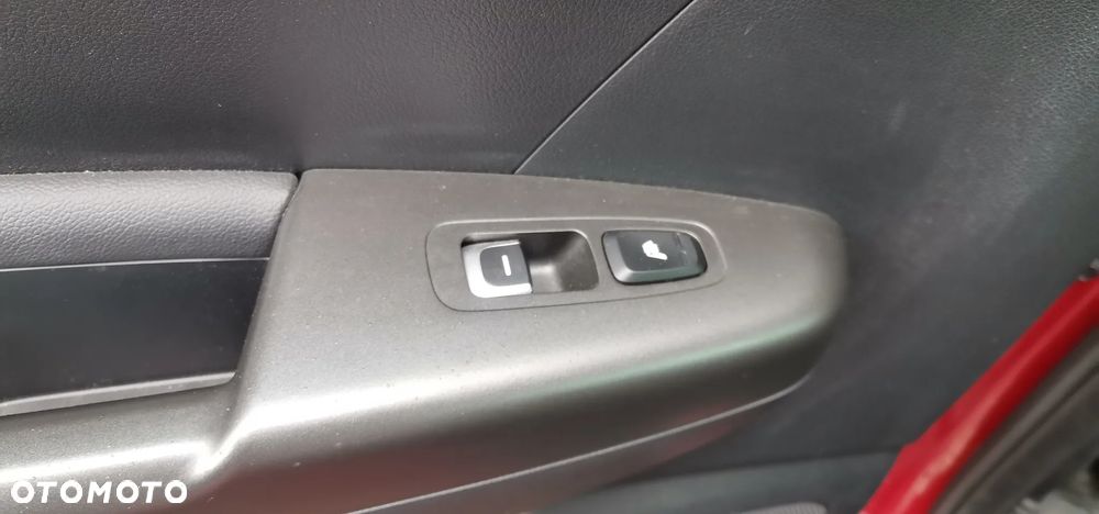 Kia Sportage 1.6 GDI 2WD Dream-Team Edition - 14