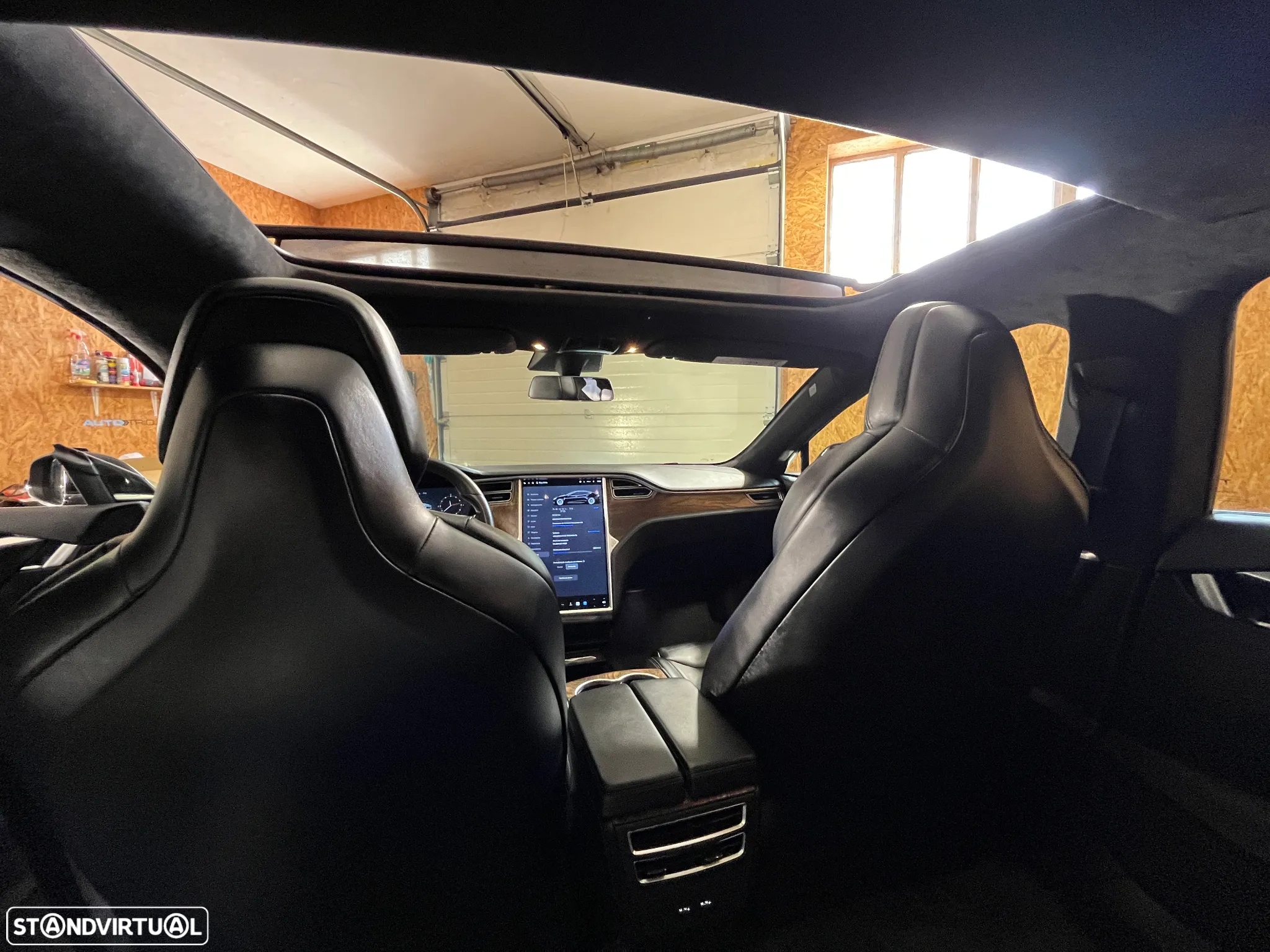 Tesla Model S 75D - 21