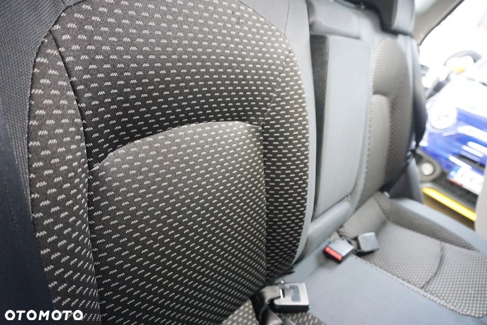 Nissan Qashqai 2.0 dCi DPF tekna - 24