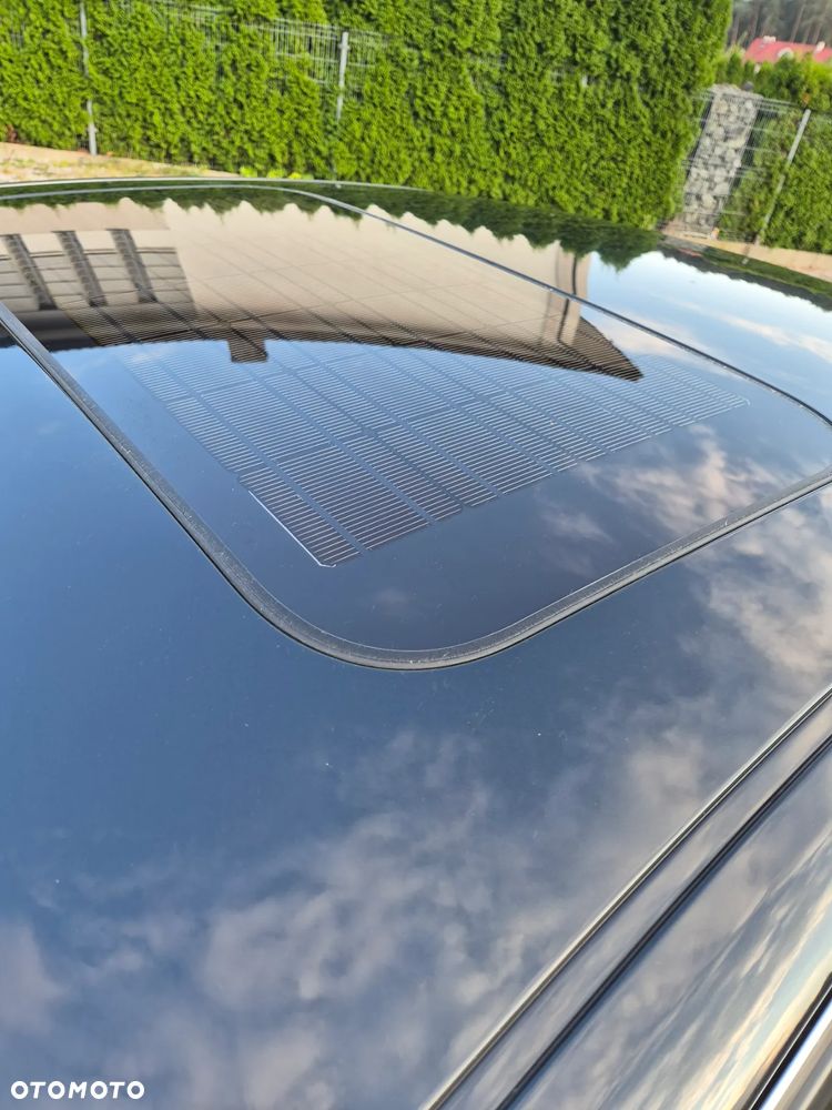 Audi A8 4.2 Quattro - 11