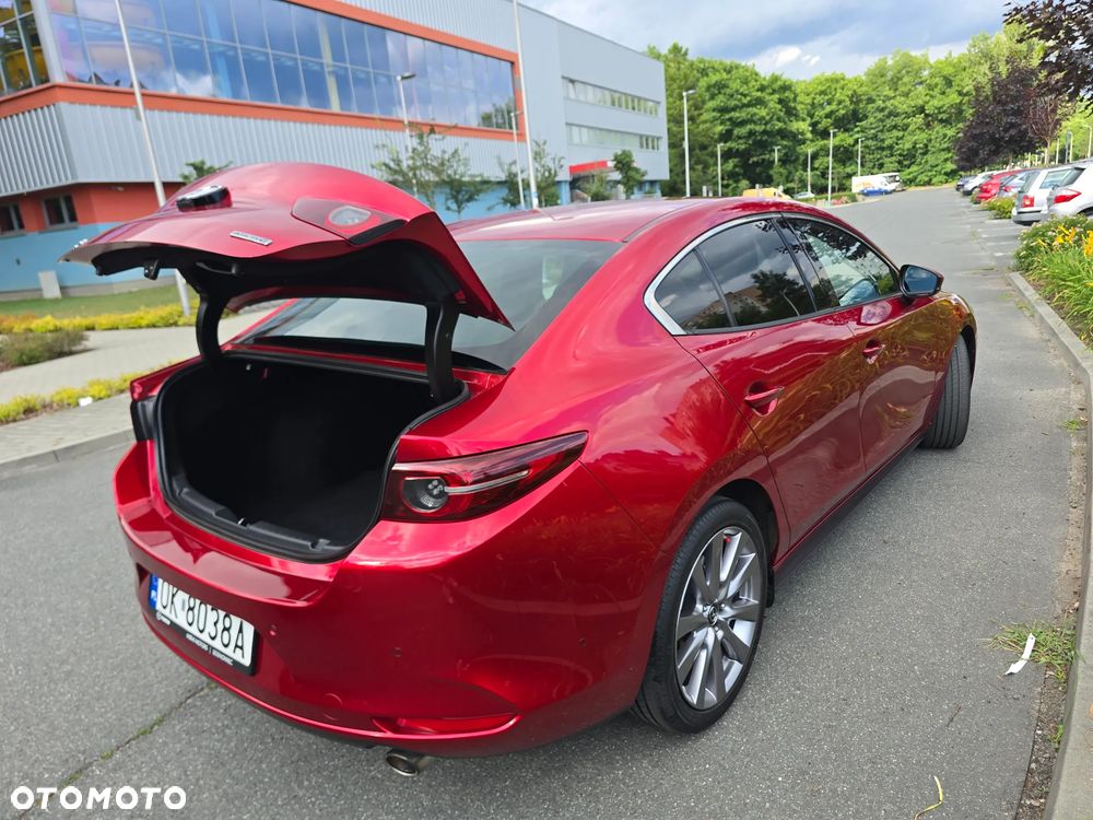 Mazda 3 2.0 mHEV Hikari - 16