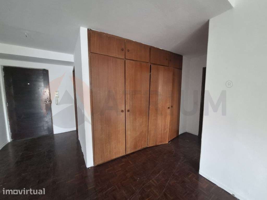 T3 com com algumas remodelações, Prédio com Elevador - Setúbal - Grande imagem: 5/13