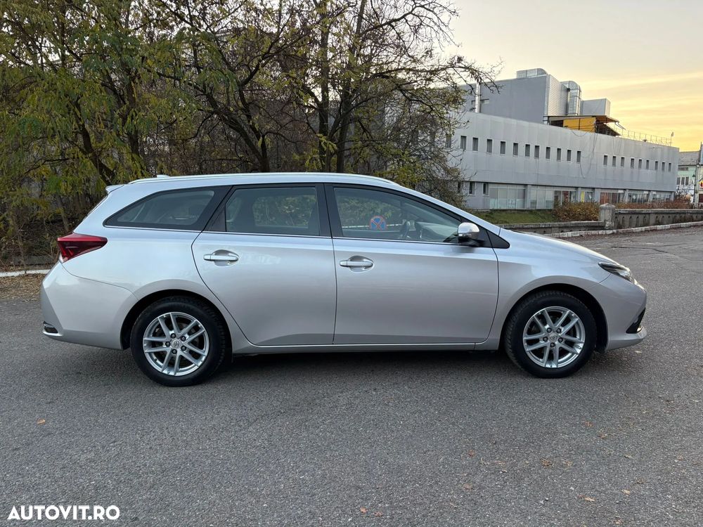 Toyota Auris 1.2 Turbo Touring Sports Team Deutschland - 22