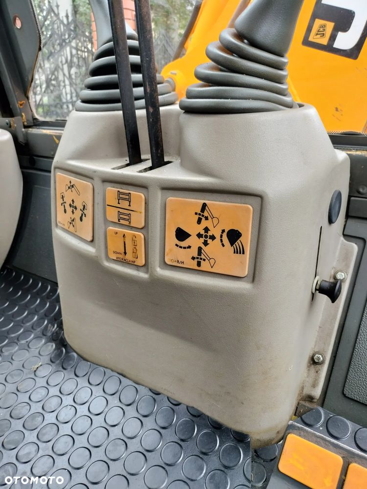 JCB 2 CX - 15