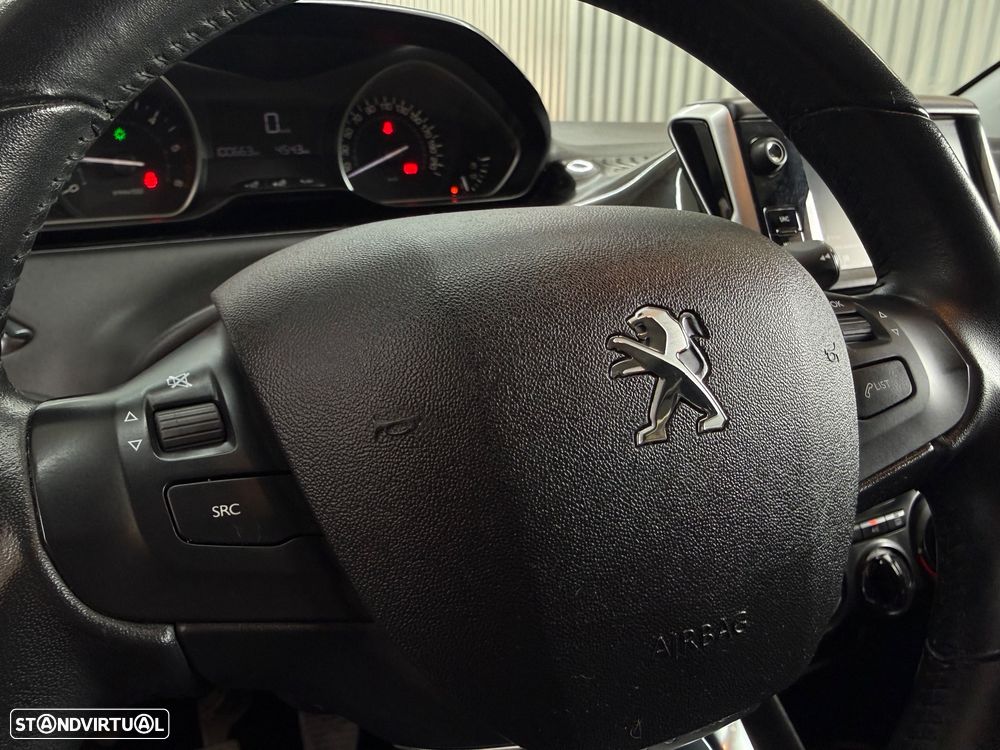 Peugeot 208 1.5 BlueHDi Signature - 21