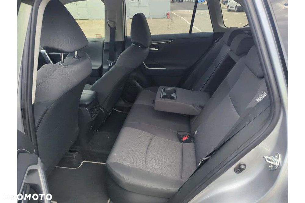 Toyota RAV4 - 7