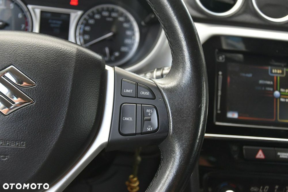 Suzuki Vitara 1.6 Premium 2WD - 17