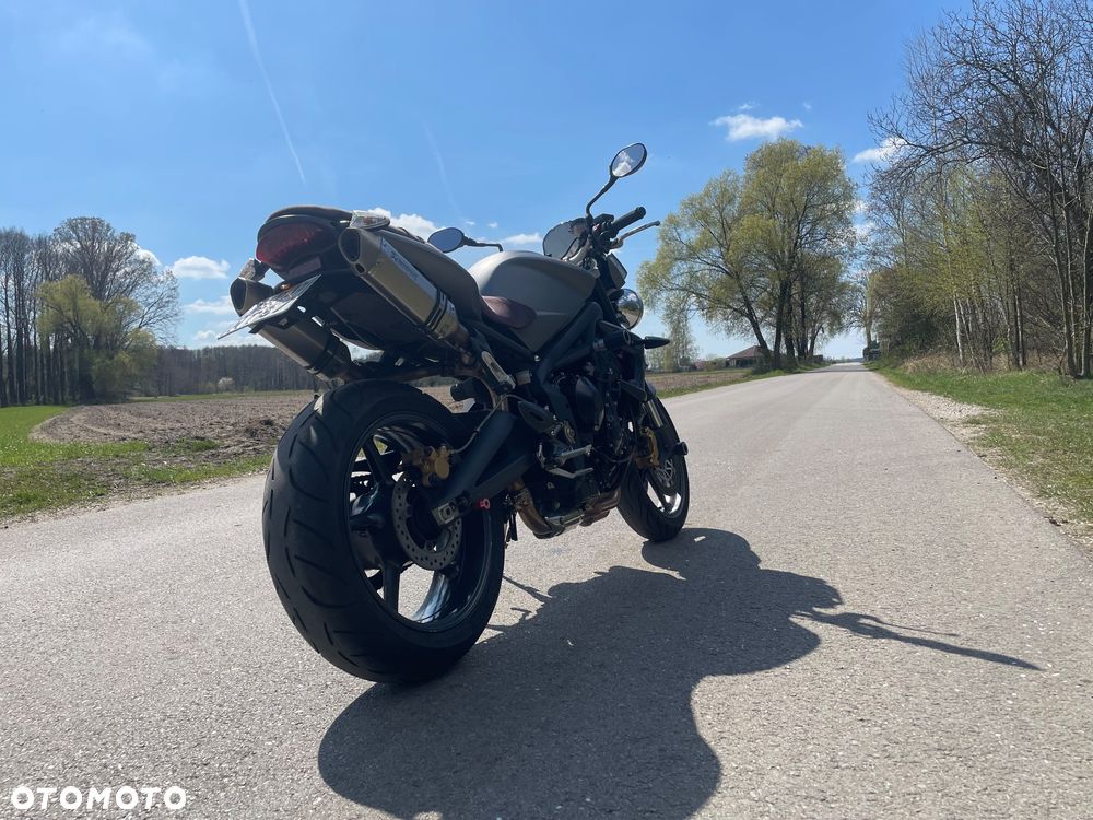Triumph Street Triple - 5