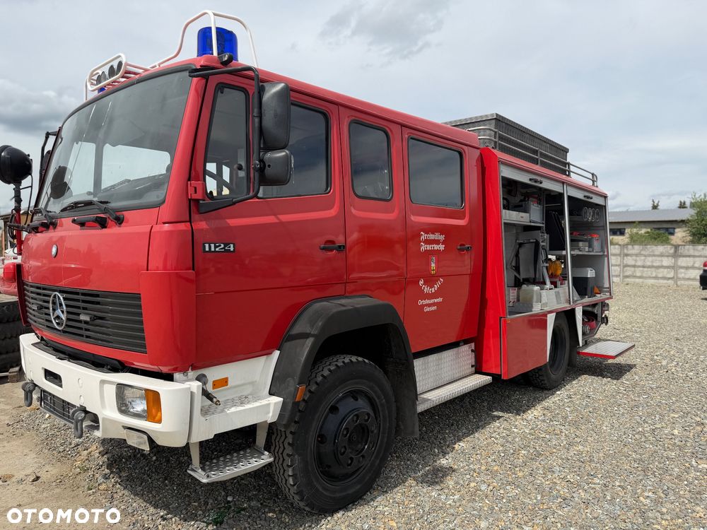 Mercedes-Benz 1124 - 2