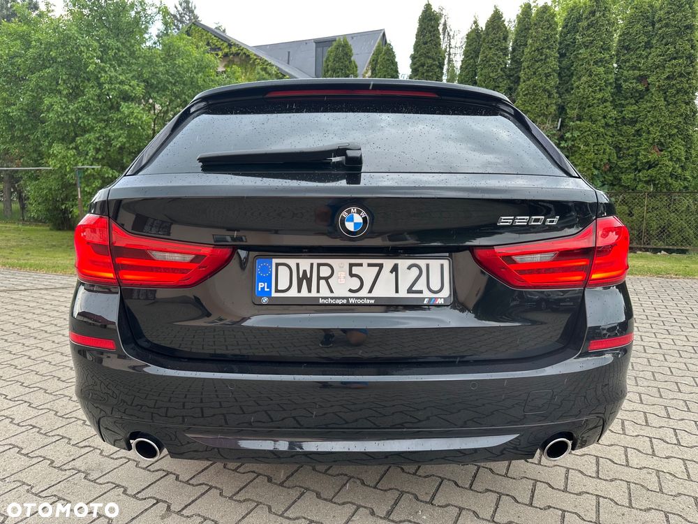 BMW Seria 5 520d Luxury Line sport - 37