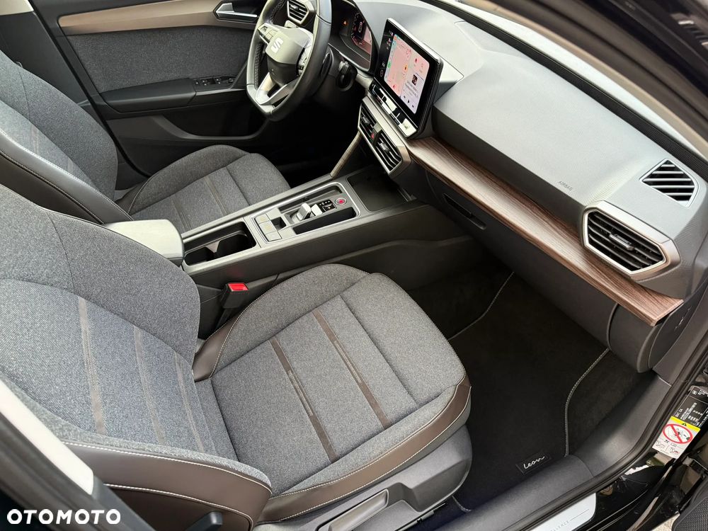 Seat Leon 1.5 eTSI Xcellence DSG - 28